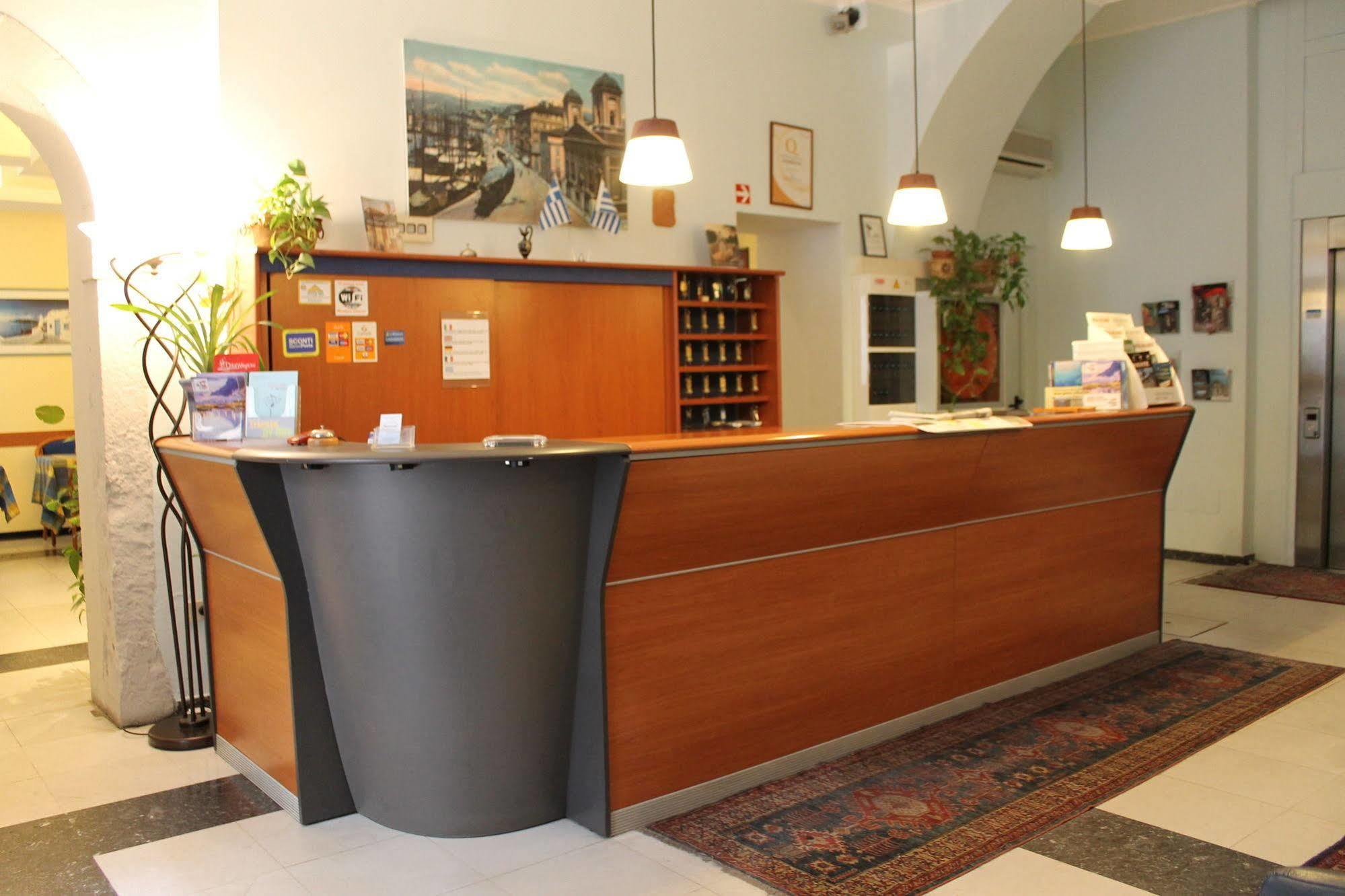 Youme Design Place Hotel Trieste Luaran gambar