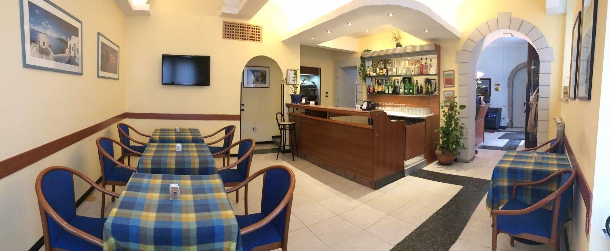 Youme Design Place Hotel Trieste Luaran gambar