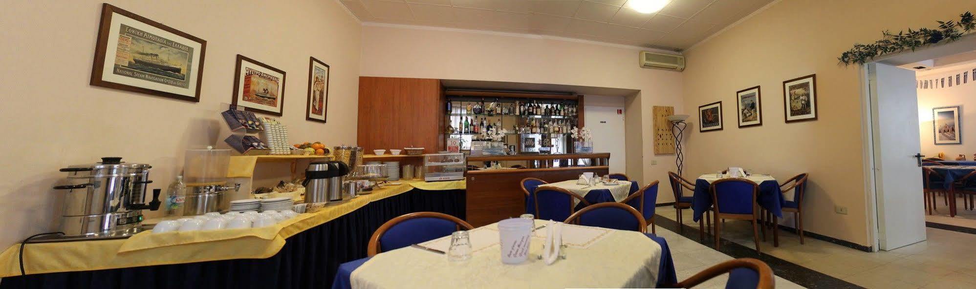 Youme Design Place Hotel Trieste Luaran gambar